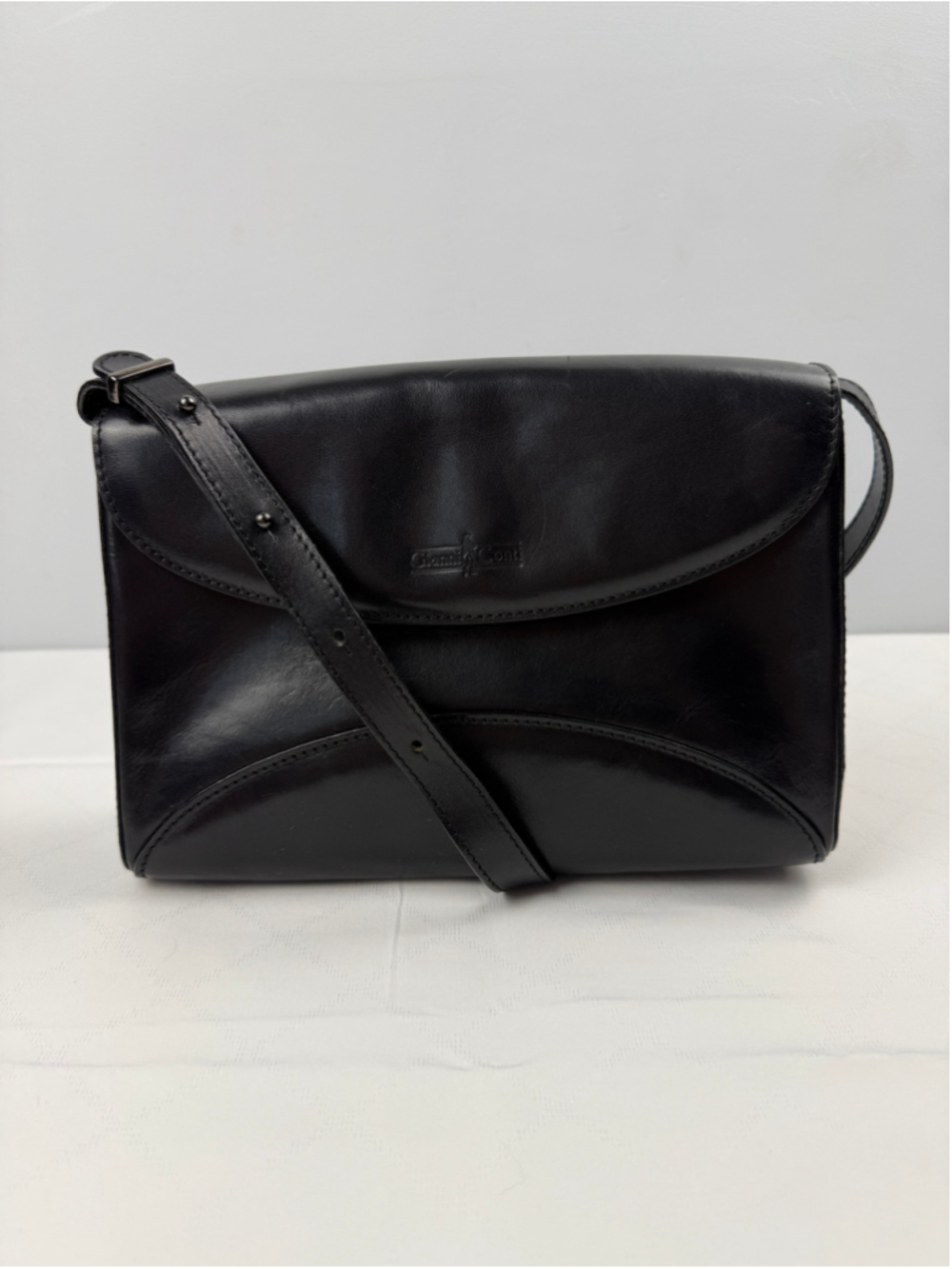Vintage Gianni Conti Black Leather Crossbody Bag Handbag